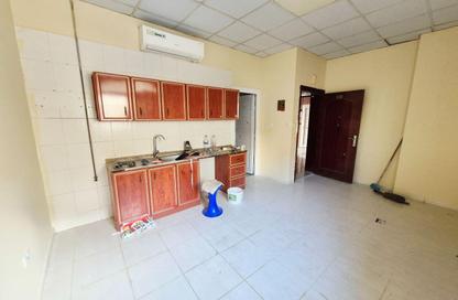 Apartment - Studio - 1 Bathroom for rent in Fire Station Road - Muwaileh - Sharjah