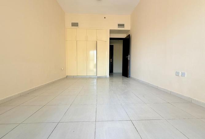 86203275 - Property Main Image