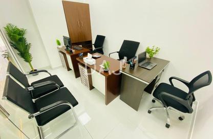 Office Space - Studio - 1 Bathroom for rent in Red Avenue - Al Garhoud - Dubai