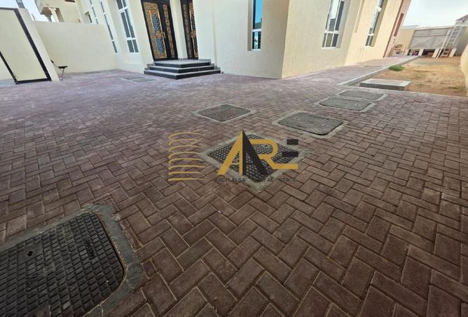 53597460 - Property Image 3