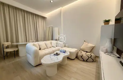 شقة - غرفة نوم - 2 حمامات للايجار في ذا ايست كريست - ديستريكت 17 - قرية جميرا الدائرية - دبي