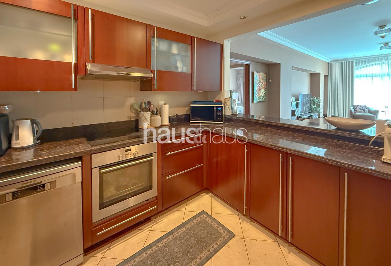 Unfurnished | High floor | C Type (+maids) photo 5