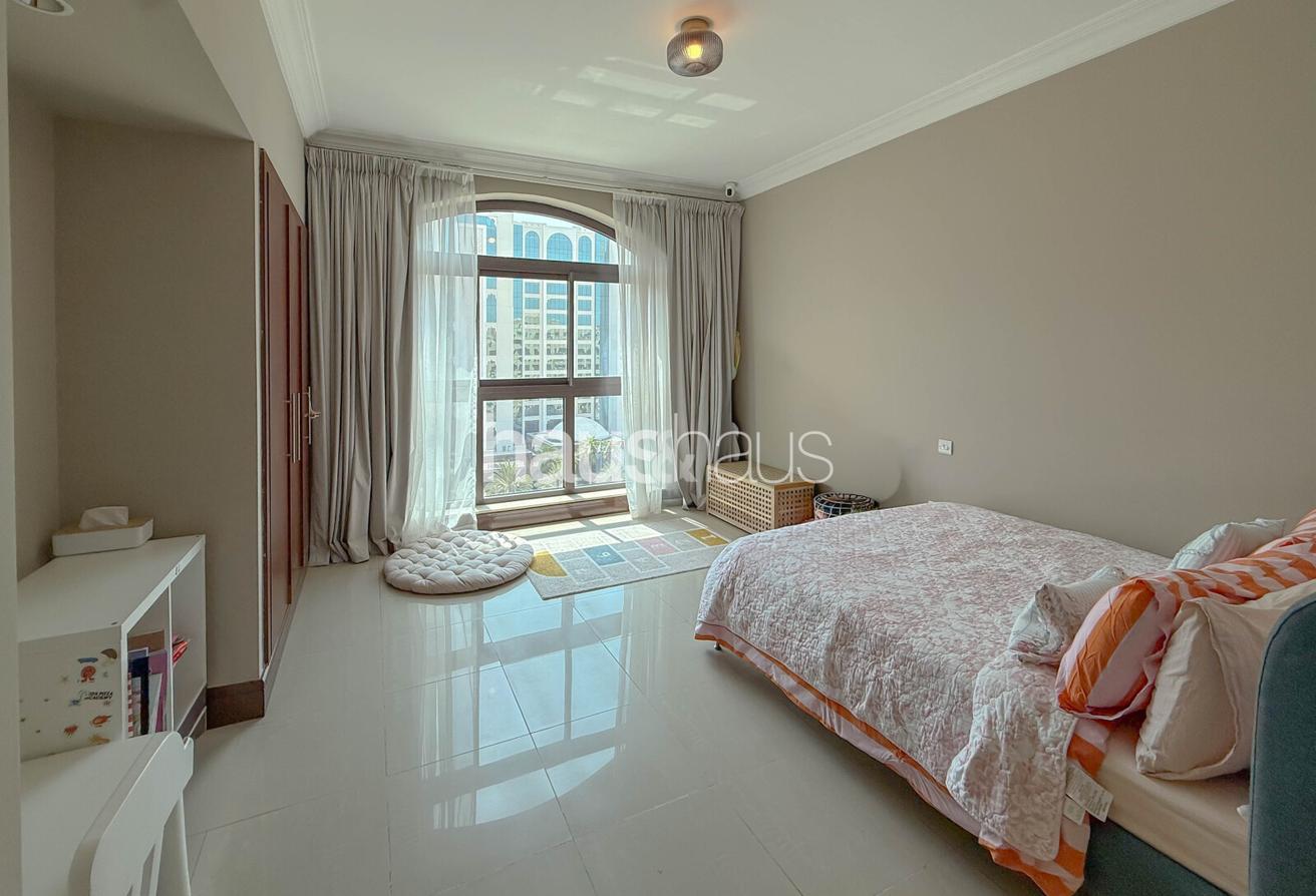 Unfurnished | High floor | C Type (+maids) photo 10