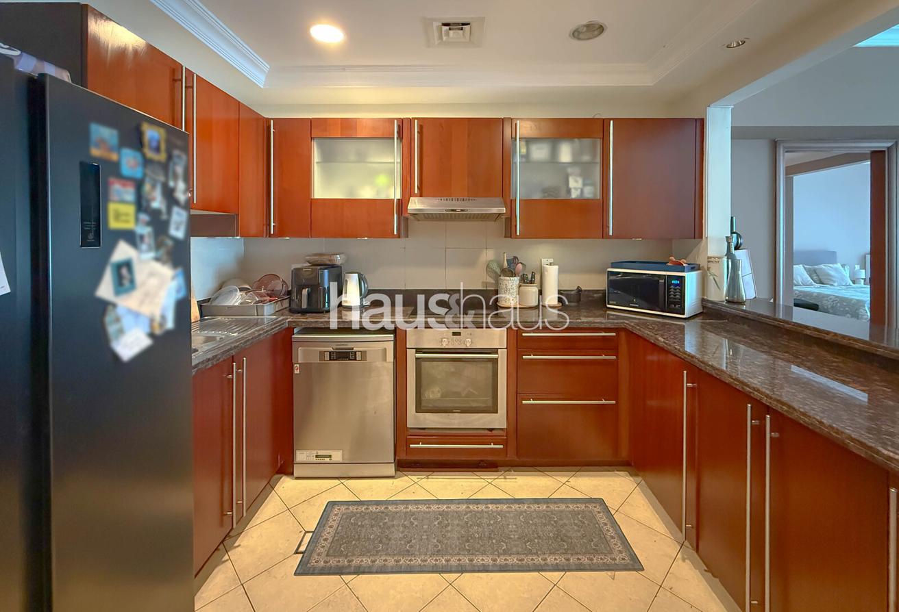 Unfurnished | High floor | C Type (+maids) photo 4
