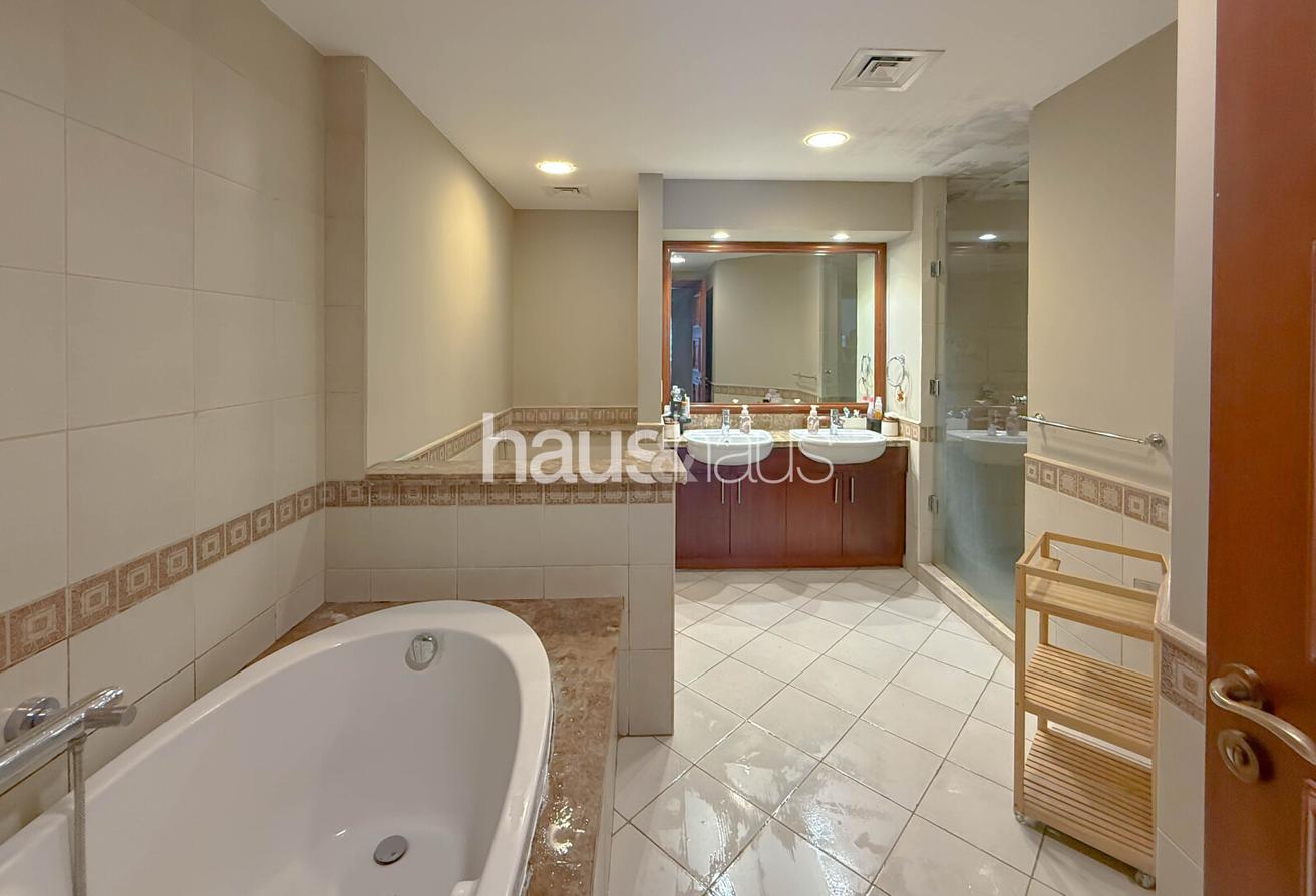 Unfurnished | High floor | C Type (+maids) photo 7