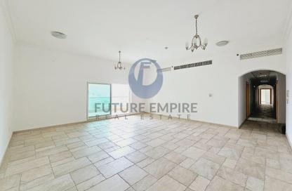 Apartment - 2 Bedrooms - 4 Bathrooms for rent in Gulf Residence - Oud Metha - Bur Dubai - Dubai