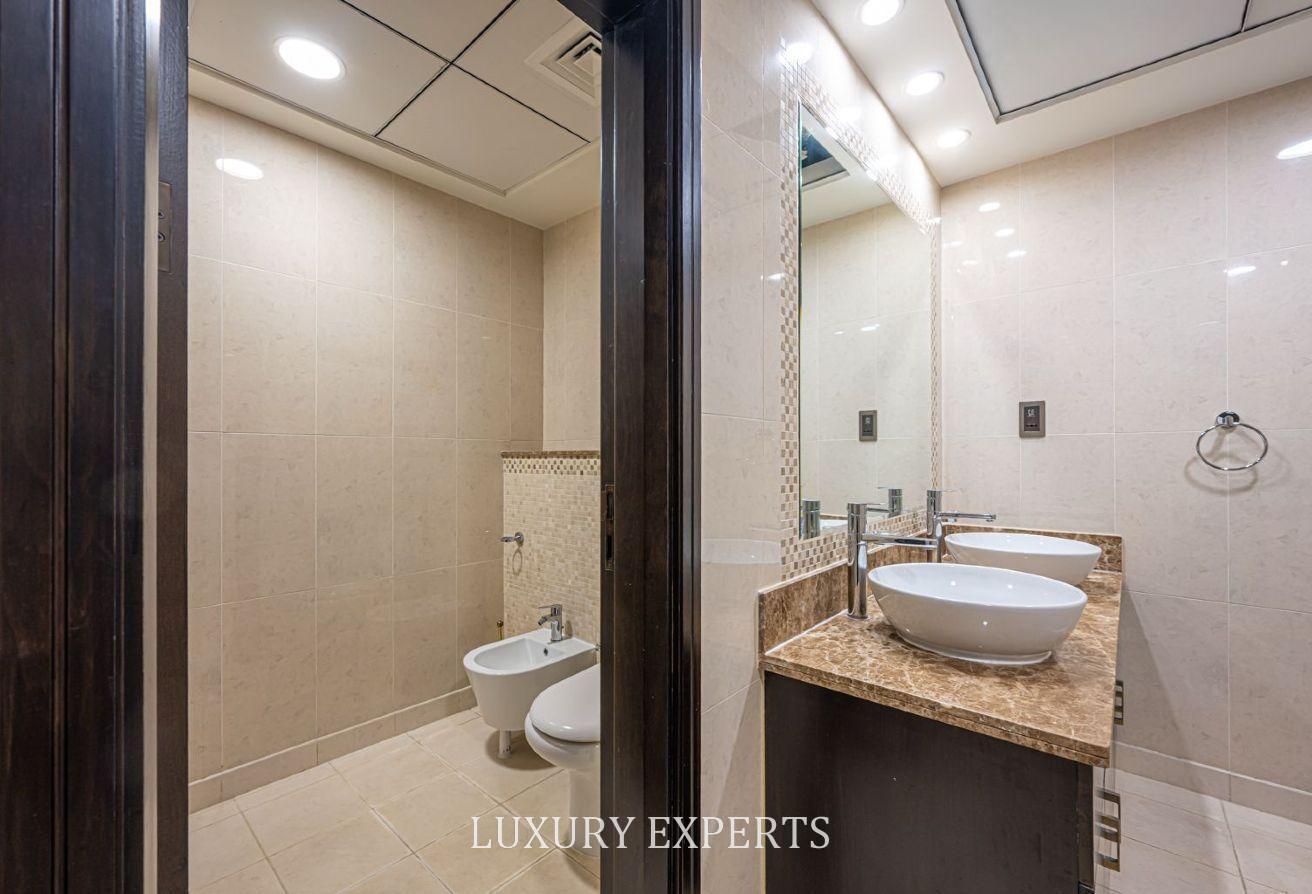 2BR | Spacious Layout | Beach Access photo 9