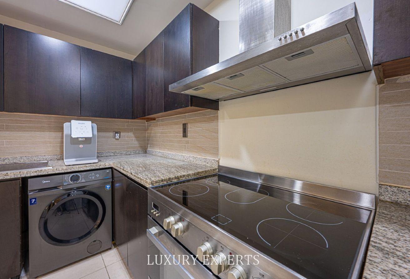 2BR | Spacious Layout | Beach Access photo 5