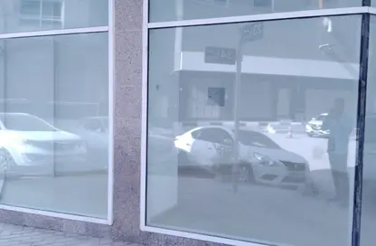 Shop - Studio - 1 Bathroom for rent in Al Qulaya'ah - Al Sharq - Sharjah