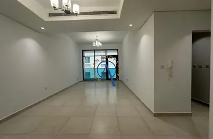 Apartment - 2 Bedrooms - 3 Bathrooms for rent in Airport View Building - Al Garhoud - Dubai