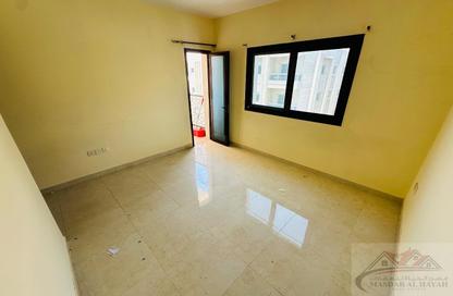 Apartment - 1 Bedroom - 2 Bathrooms for rent in Muwailih Building - Muwaileh - Sharjah