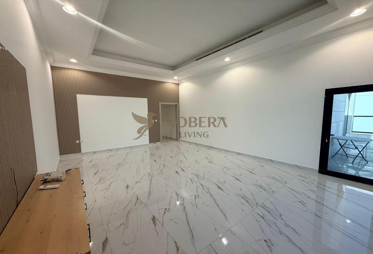 SPACIOUS VILLA | MODERN FINISHING | TWO MAJILIS photo 25