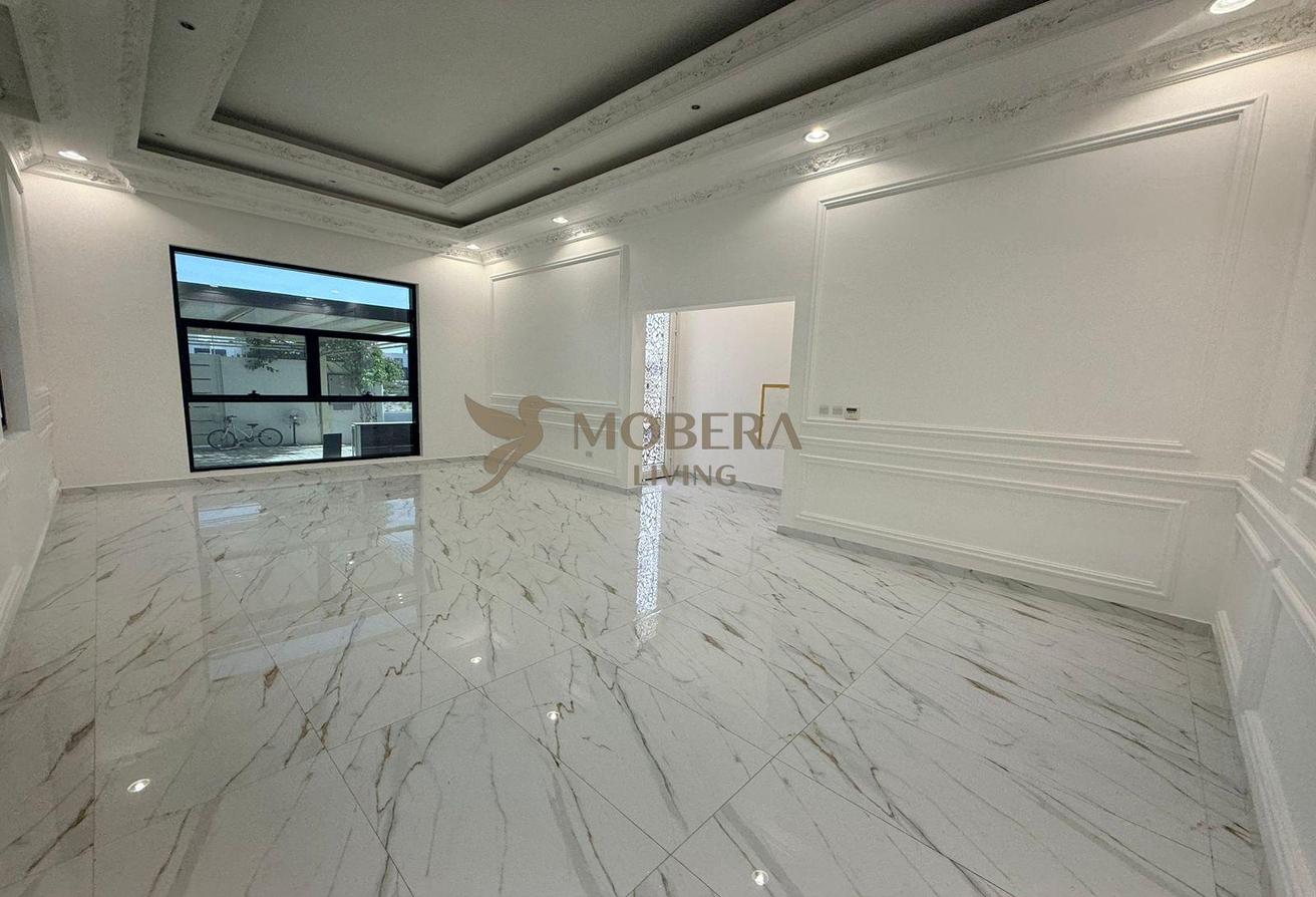 SPACIOUS VILLA | MODERN FINISHING | TWO MAJILIS photo 26