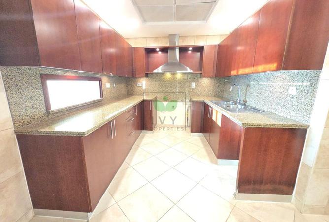 76176678 - Property Image 3