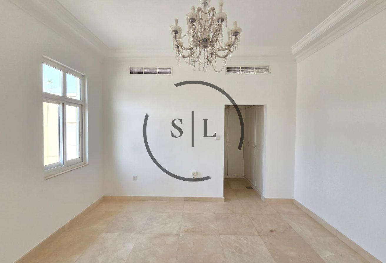 2 Living Area | Pool | Garden | AC Centralized photo 12