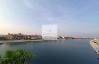 Apartment - Studio - 1 Bathroom for rent in Palm Views East - Palm Views - Palm Jumeirah - Dubai