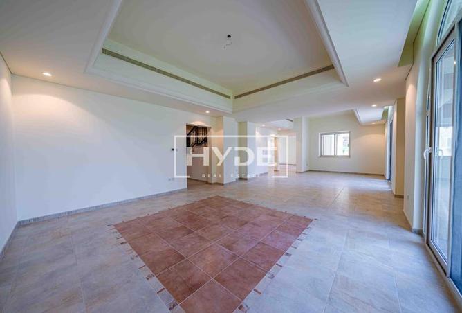 70281775 - Property Image 2