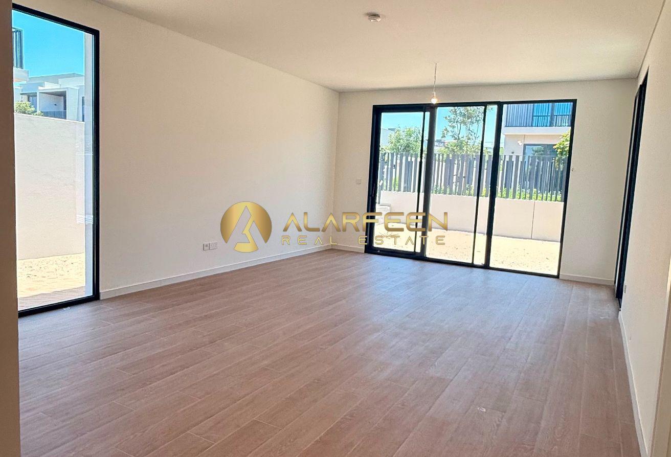 Elegant 4BHK | Bright Lay out | Prime Location photo 11