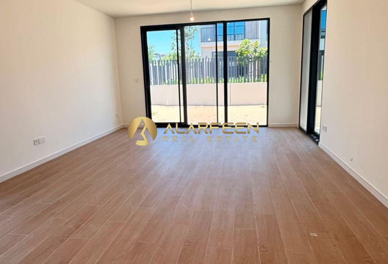 Elegant 4BHK | Bright Lay out | Prime Location photo 15
