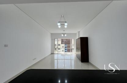 Apartment - Studio - 1 Bathroom for rent in Nova Tower - Dubai Silicon Oasis - Dubai