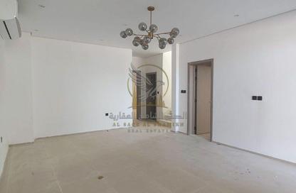 Villa - 5 - 7 for rent in Al Helio 1 - Al Helio - Ajman