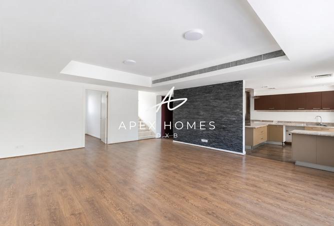 117250621 - Property Image 3