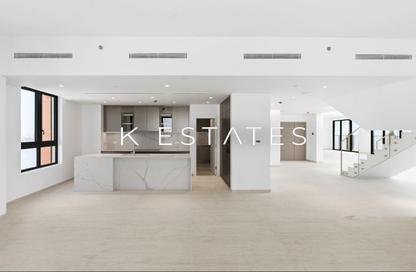 Apartment - 5 Bedrooms - 6 Bathrooms for sale in Le Ciel 1 - Le Ciel - Port de La Mer - La Mer - Jumeirah - Dubai