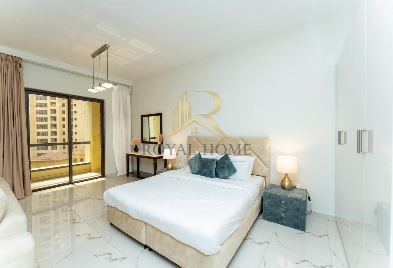 Stunning Studio | Upgraded | Prime Location photo 5