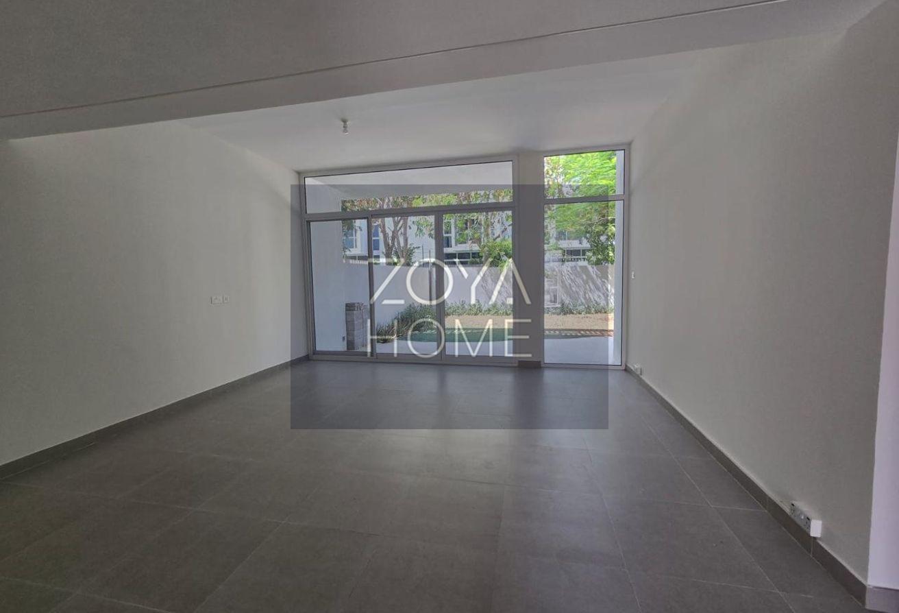 3Beds+ Maid's | BIG Plot with Landscaped Garden photo 10