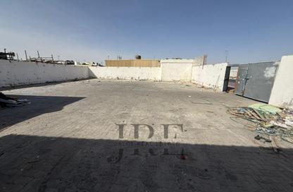 Warehouse - Studio - 1 Bathroom for rent in Al Sajaa Industrial - Al Sajaa - Sharjah