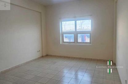 سكن عمال - استوديو - 4 للإيجار في مجمع دبي للاستثمار 2 - مجمع دبي للاستثمار - دبي سكن عمال - استوديو - 4 للإيجار في مجمع دبي للاستثمار 2 - مجمع دبي للاستثمار - دبي