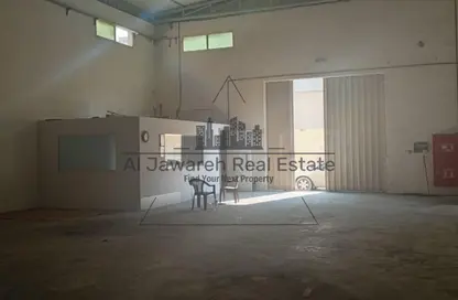 Warehouse - Studio - 1 Bathroom for rent in Umm Dir - Umm Al Quwain