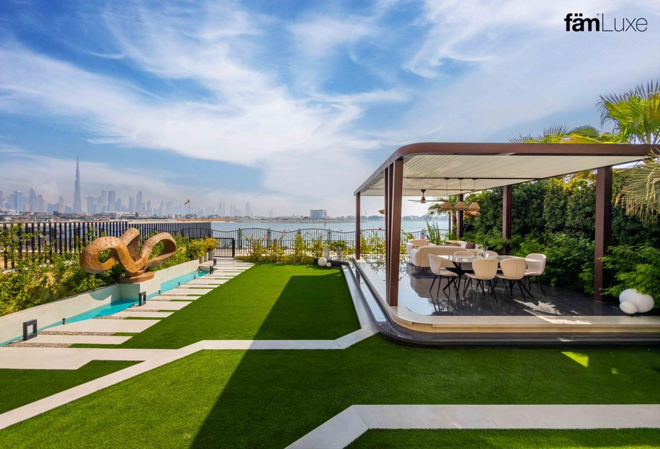 Luxurious| Fully Upgraded| Sea & Burj Khalifa View photo 2