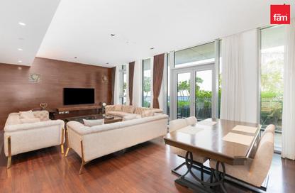 Apartment - 1 - 2 for rent in Bluewaters Residences Building 2 - Bluewaters Residences - Bluewaters - Dubai