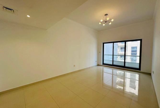 86182818 - Property Image 3