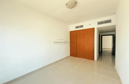 Apartment - 1 Bedroom - 2 Bathrooms for rent in Lake Point Tower - JLT Cluster N - Jumeirah Lake Towers - Dubai