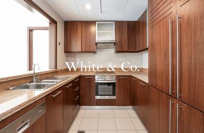 Apartment - 2 - 3 for rent in Standpoint Tower 1 - Standpoint Towers - Downtown Dubai - Dubai