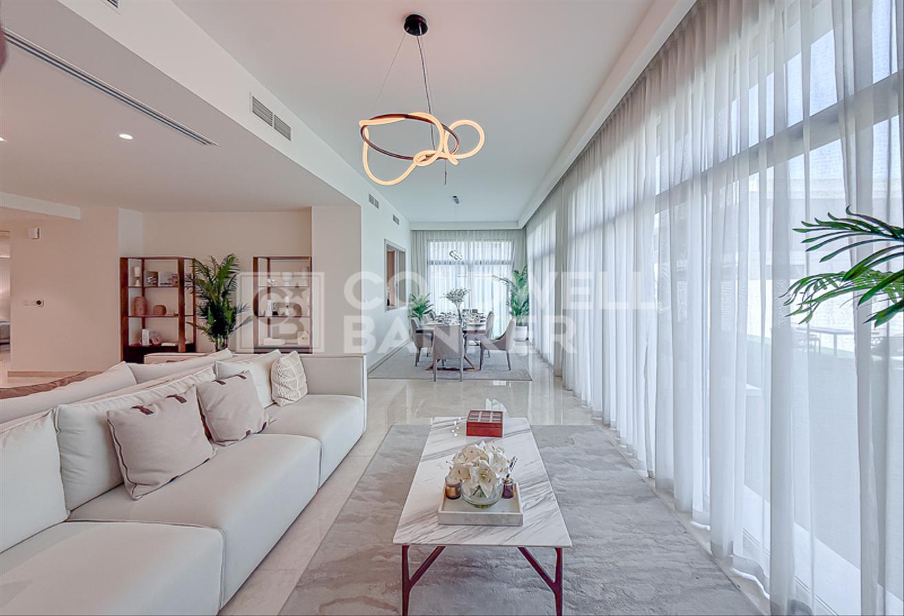 5BR Mansion| Near Lagoon | Near Al Maktoum Airport photo 2