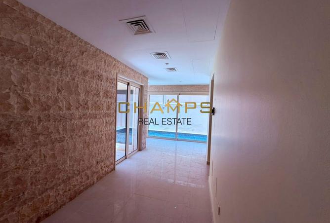 129780761 - Property Image 3