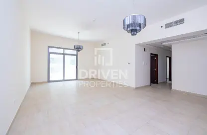 Apartment - 2 Bedrooms - 3 Bathrooms for rent in Azizi Residence - Al Furjan - Dubai