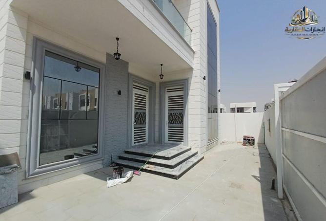 104252075 - Property Image 3