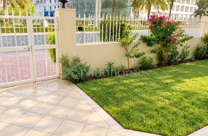 Townhouse - 4 - 6 for rent in Garden Lane Villas - District 15 - Jumeirah Village Circle - Dubai