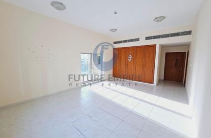 Apartment - 1 Bedroom - 2 Bathrooms for rent in Gulf Residence Tower B - Oud Metha - Bur Dubai - Dubai