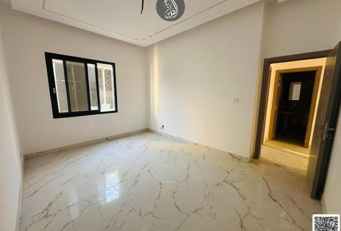 105992621 - Property Image 2