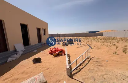 أرض - استوديو للايجار في الصجعة الصناعية - الصجعة - الشارقة