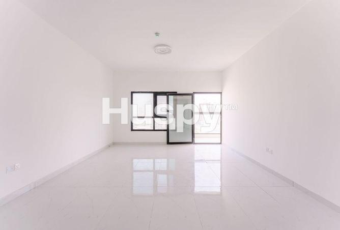 With Maids | Corner Unit | Vastu Unit photo 2