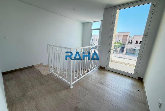 121554883 - Property Image 3