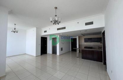 Apartment - 1 Bedroom - 2 Bathrooms for rent in Al Rabia Tower - Majan - Dubai