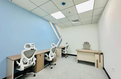 Business Centre - Studio - 4 Bathrooms for rent in BurJuman Business Tower - Al Mankhool - Bur Dubai - Dubai