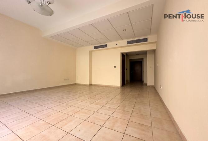 76180310 - Property Image 3